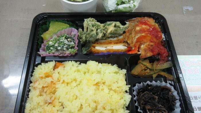 りゅう菜のヘルシー弁当(*^_^*)みなさん月曜日からりゅう菜の弁当食べて仕事頑張りましょう(*^_^*)